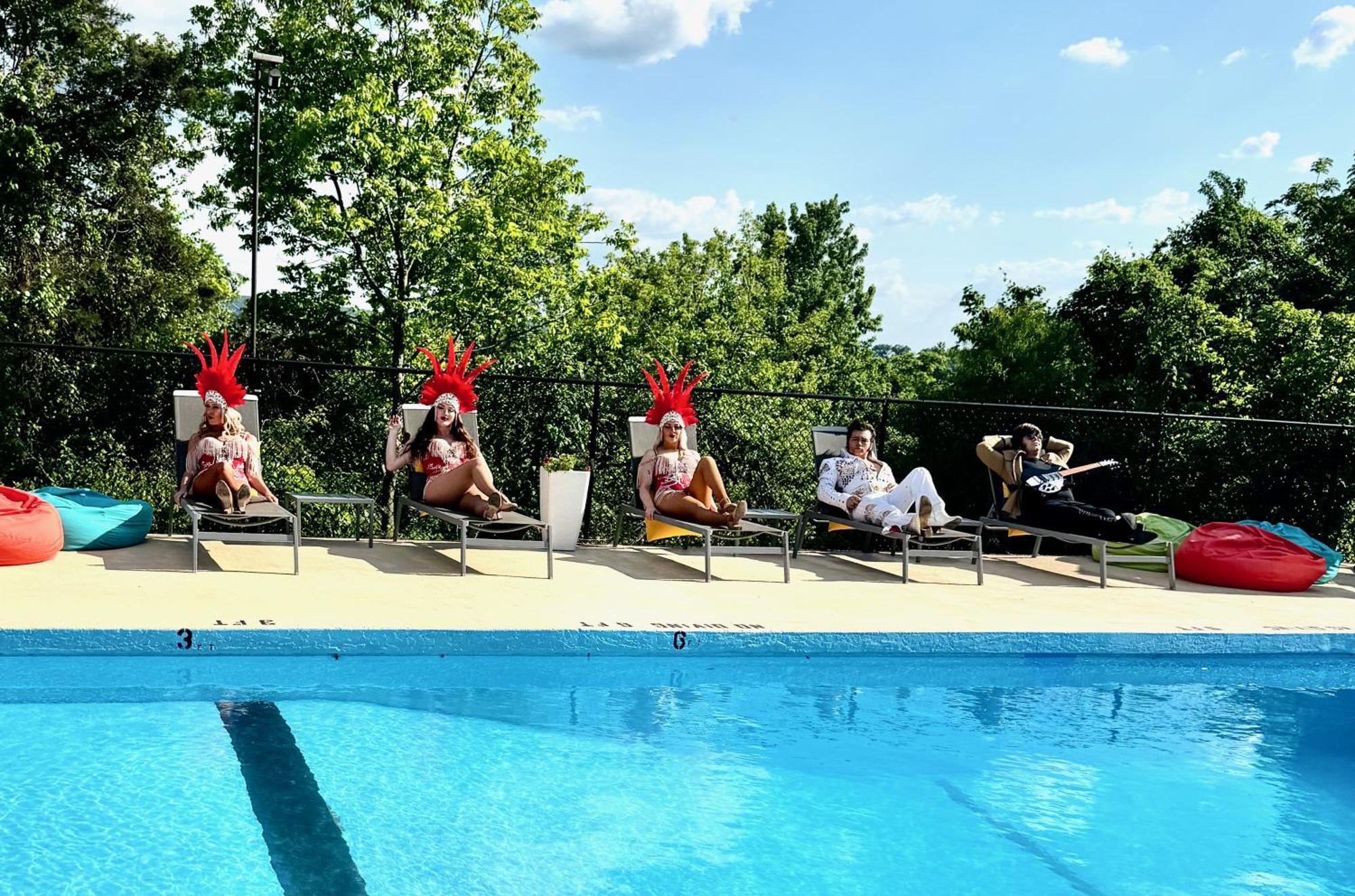The Retro Hotel Бренсон Екстер'єр фото